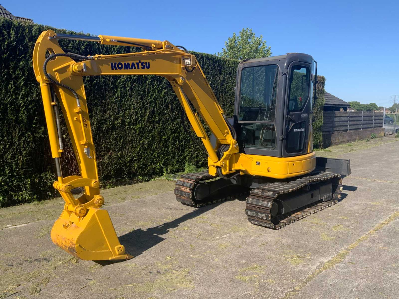 Komatsu PC40MR-3 - Bager guseničar: slika 2 Komatsu PC40MR-3 - Bager guseničar: slika 2