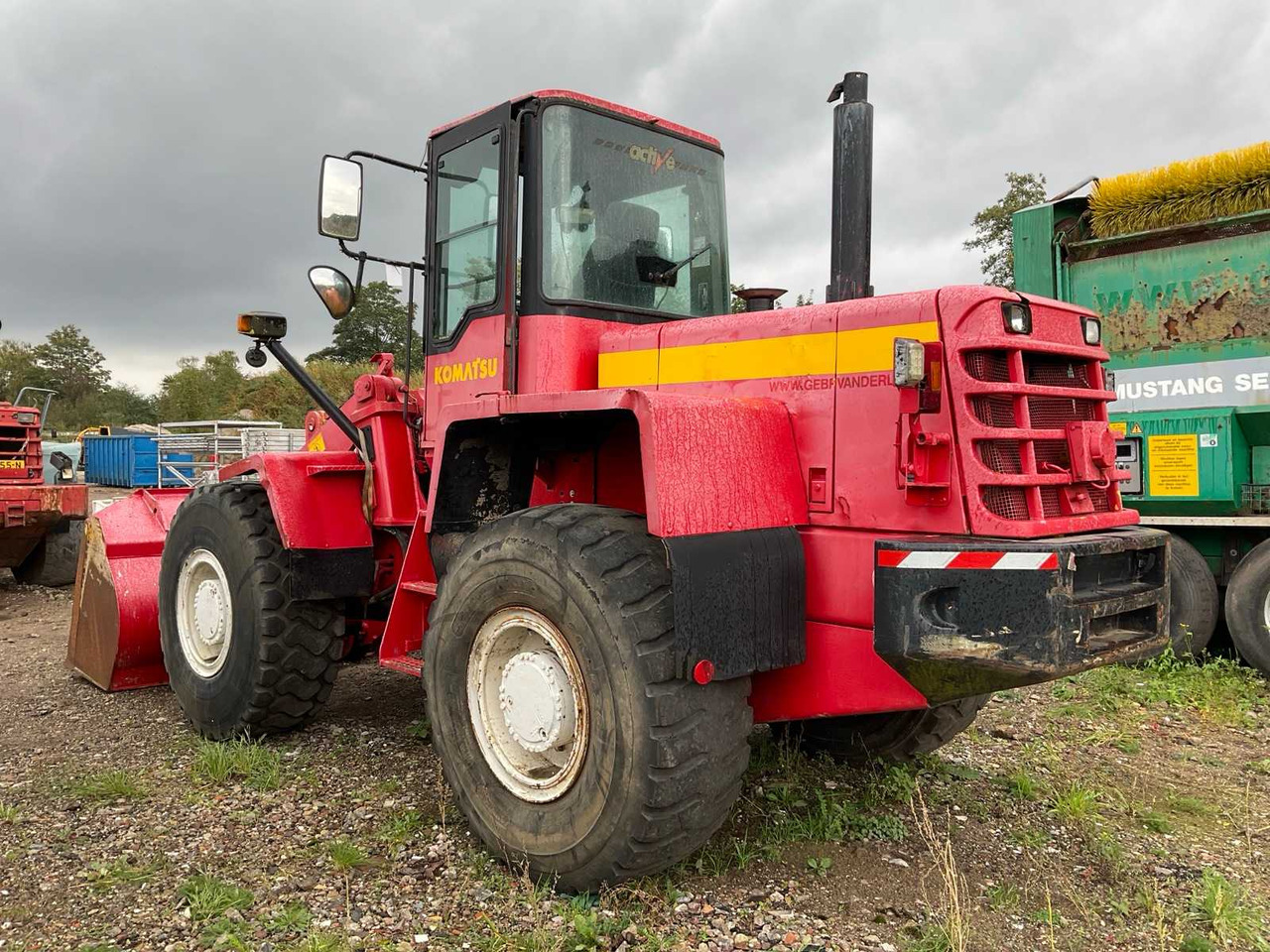 Komatsu WA270 - Utovarivač točkaš: slika 2 Komatsu WA270 - Utovarivač točkaš: slika 2