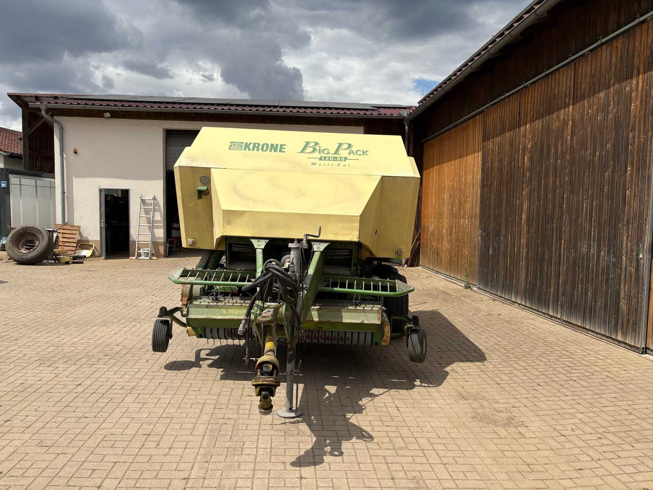 Krone Big Pack 120-80 Multi-Cut - Balirka za kockaste bale: slika 2 Krone Big Pack 120-80 Multi-Cut - Balirka za kockaste bale: slika 2