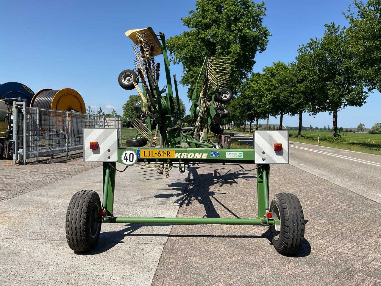 Krone Swadro 1201 - Oprema za prevrtanje i razlaganje: slika 4 Krone Swadro 1201 - Oprema za prevrtanje i razlaganje: slika 4