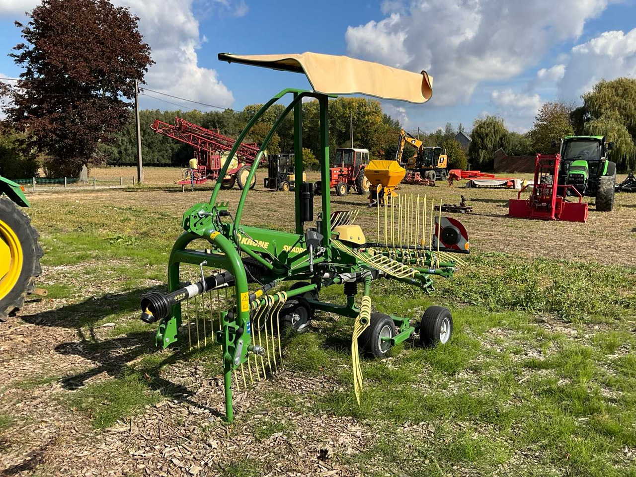Krone Swadro S380 KS102-04 - Oprema za prevrtanje i razlaganje: slika 1 Krone Swadro S380 KS102-04 - Oprema za prevrtanje i razlaganje: slika 1
