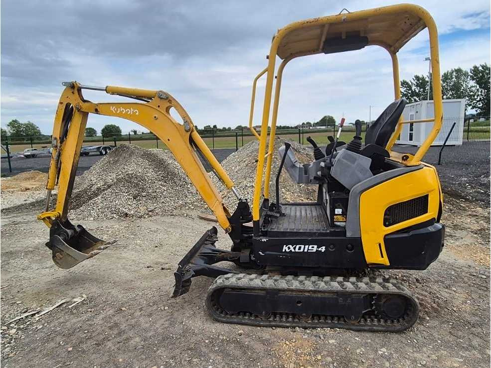 Kubota KX019-4 - Mini bager: slika 3 Kubota KX019-4 - Mini bager: slika 3