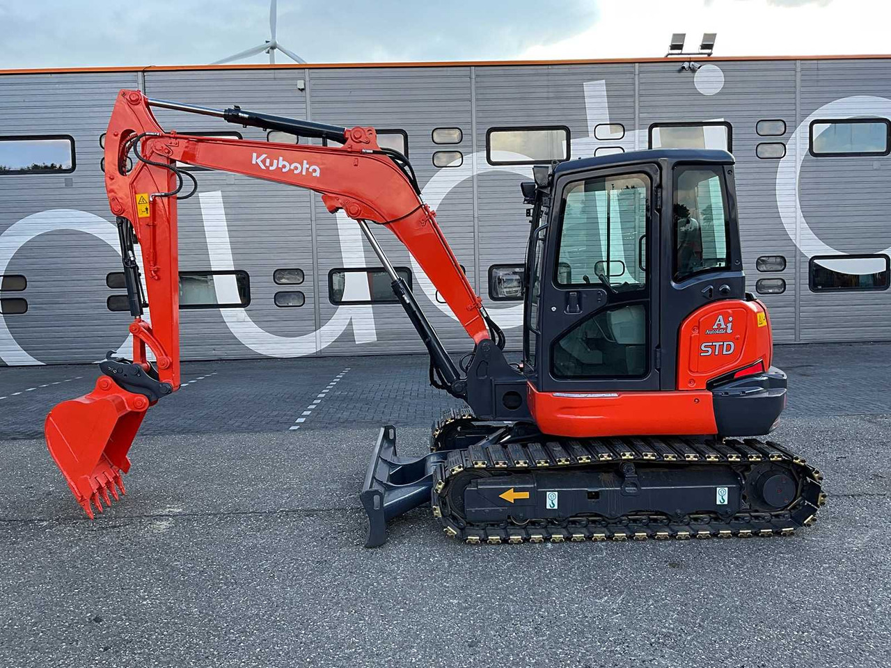 Kubota KX165-5 - Bager guseničar: slika 2 Kubota KX165-5 - Bager guseničar: slika 2