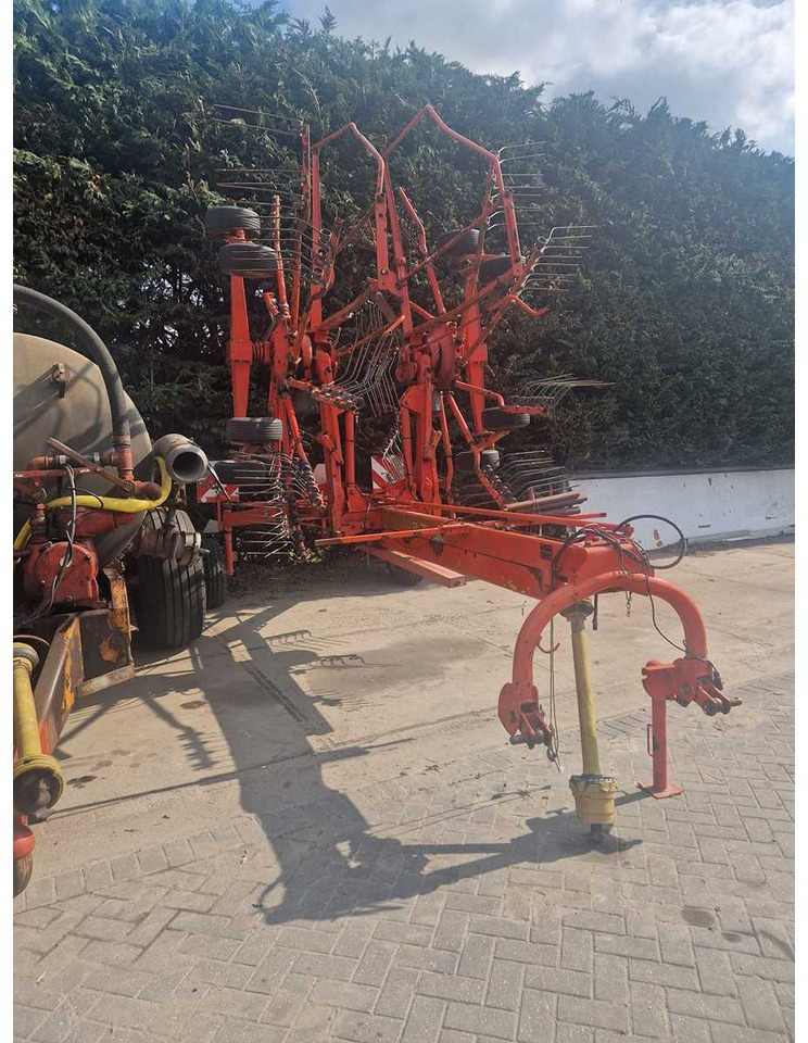 Kuhn GA7501 - Oprema za prevrtanje i razlaganje: slika 2 Kuhn GA7501 - Oprema za prevrtanje i razlaganje: slika 2