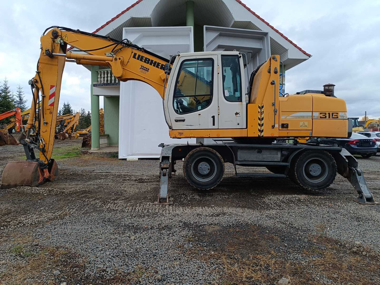 LIEBHERR - A 316 LITRONIC - WHEELED EXCAVATOR - 2009 - Bager točkaš: slika 4 LIEBHERR - A 316 LITRONIC - WHEELED EXCAVATOR - 2009 - Bager točkaš: slika 4