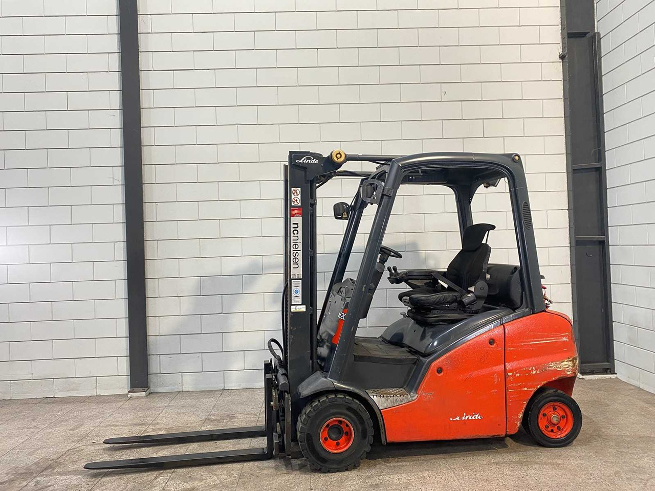 LINDE - 2008 - H20T - FORKLIFT TRUCK - Viljuškar: slika 1 LINDE - 2008 - H20T - FORKLIFT TRUCK - Viljuškar: slika 1