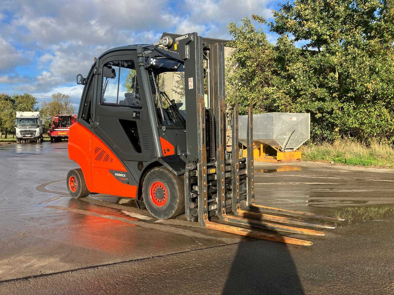 LINDE H35T-02 FORKLIFT TRUCK 2018 - Viljuškar: slika 3 LINDE H35T-02 FORKLIFT TRUCK 2018 - Viljuškar: slika 3