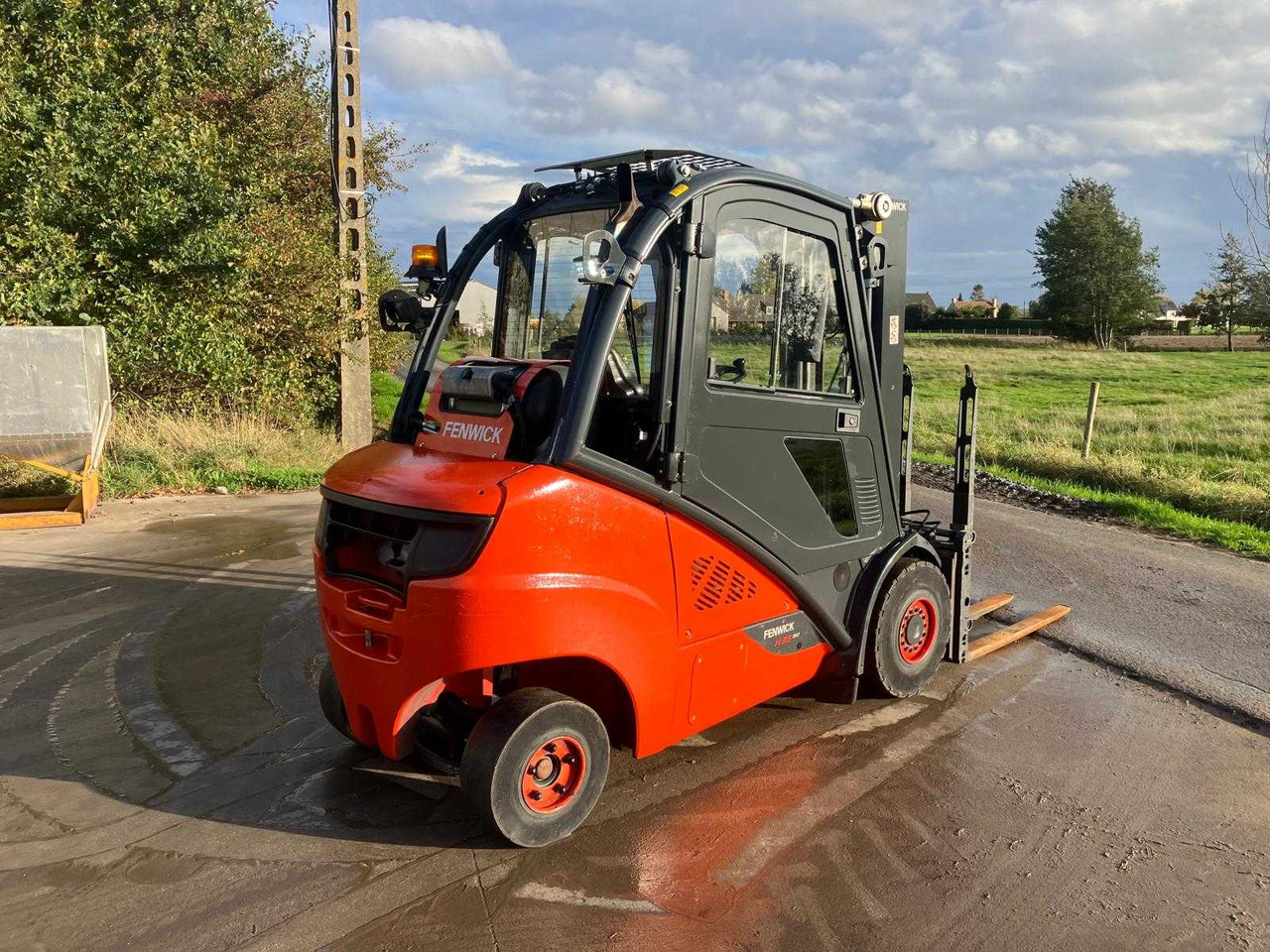 LINDE H35T-02 FORKLIFT TRUCK 2018 - Viljuškar: slika 5 LINDE H35T-02 FORKLIFT TRUCK 2018 - Viljuškar: slika 5