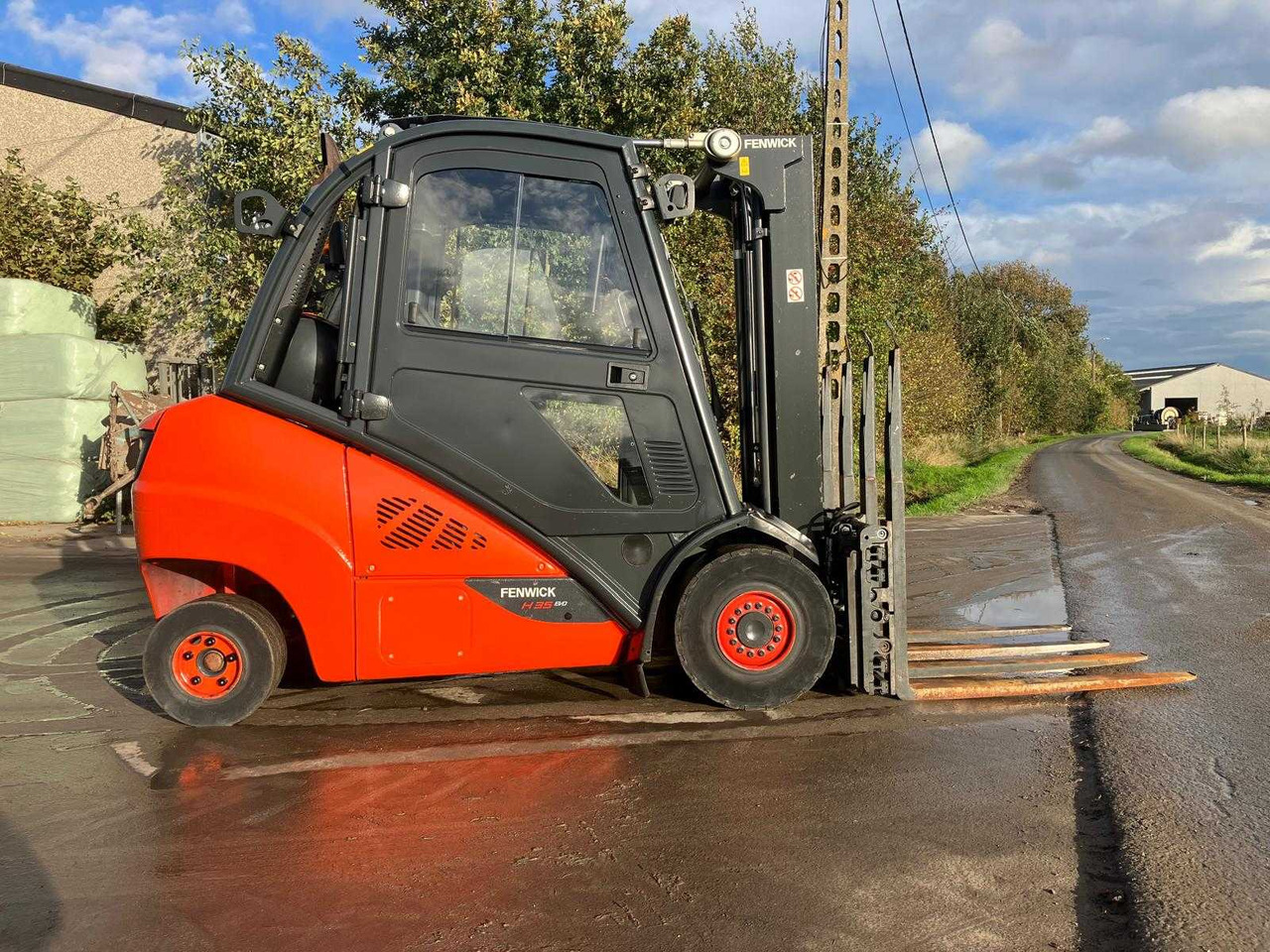 LINDE H35T-02 FORKLIFT TRUCK 2018 - Viljuškar: slika 4 LINDE H35T-02 FORKLIFT TRUCK 2018 - Viljuškar: slika 4