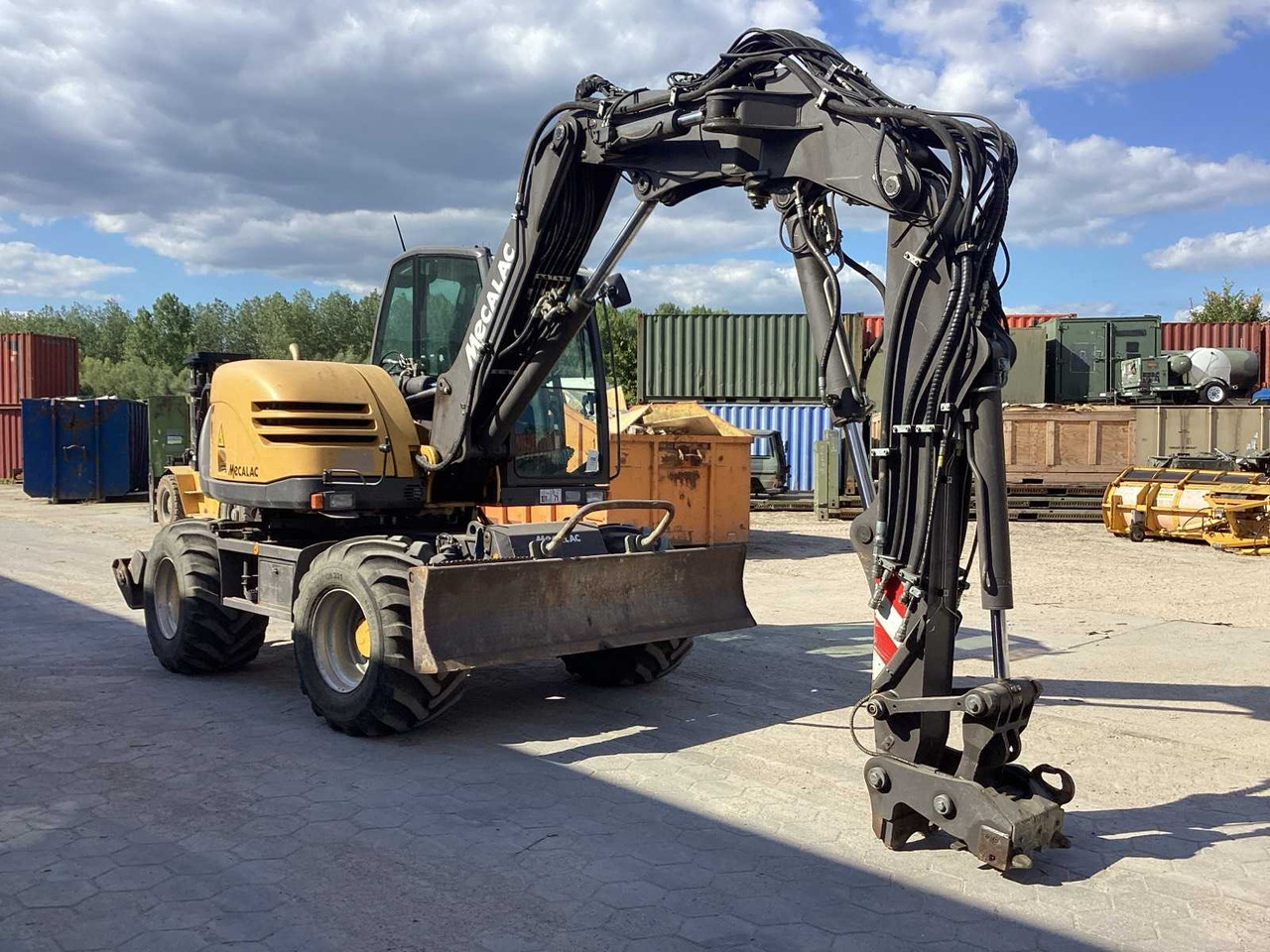 Mecalac 714MW - Autodizalica: slika 2 Mecalac 714MW - Autodizalica: slika 2