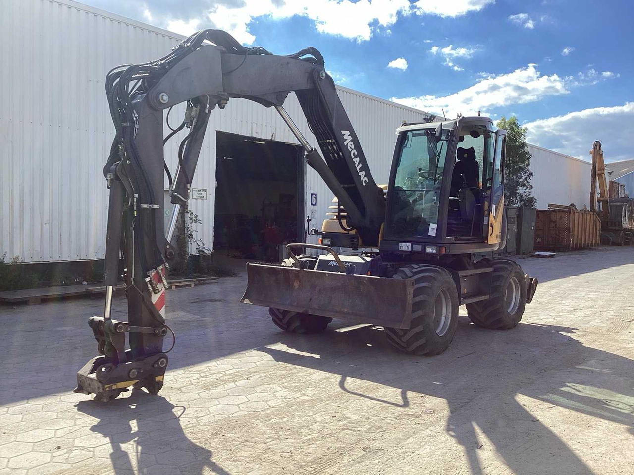 Mecalac 714MW - Autodizalica: slika 1 Mecalac 714MW - Autodizalica: slika 1