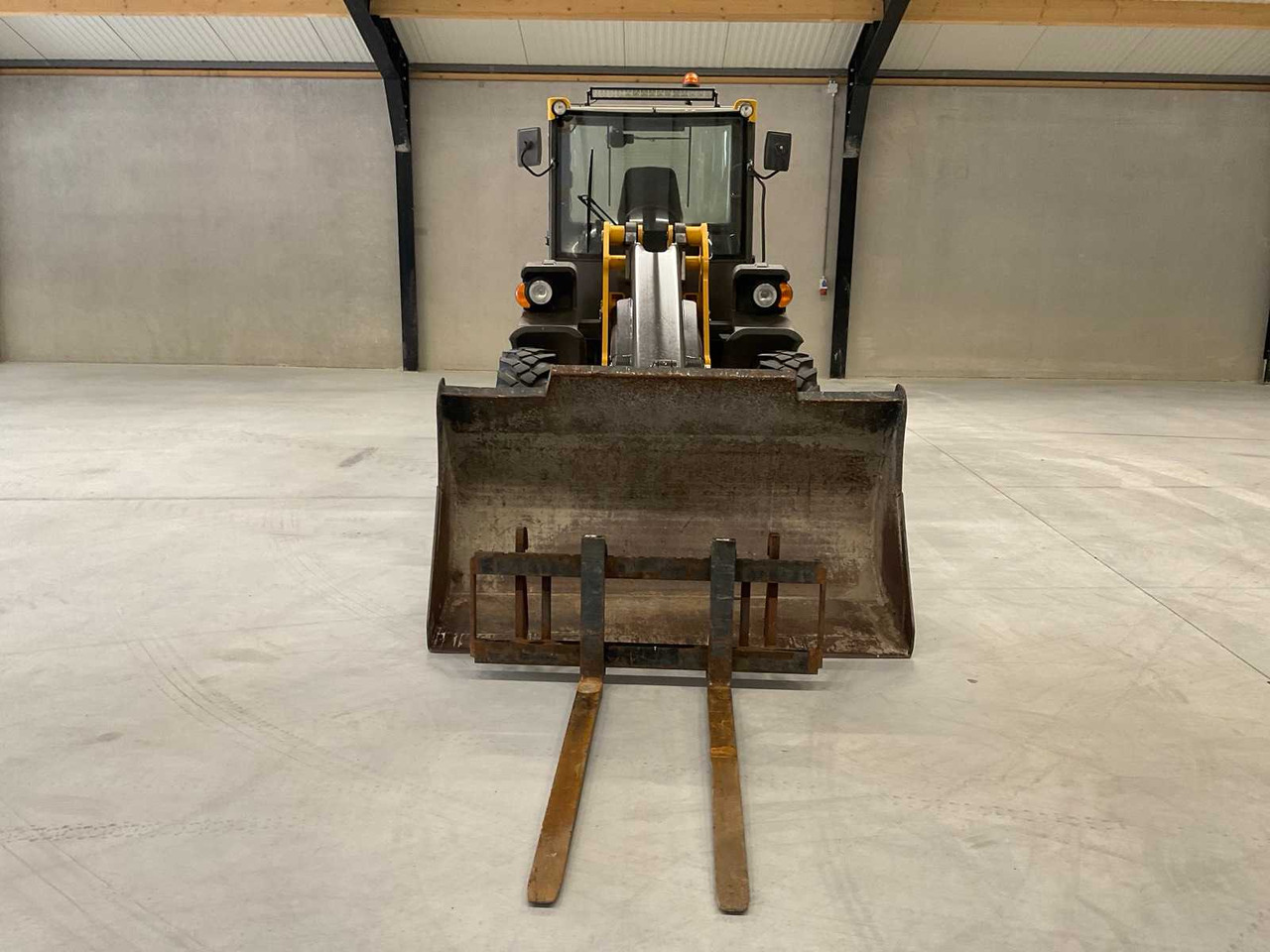 Mecalac AX 850 - Utovarivač točkaš: slika 3 Mecalac AX 850 - Utovarivač točkaš: slika 3