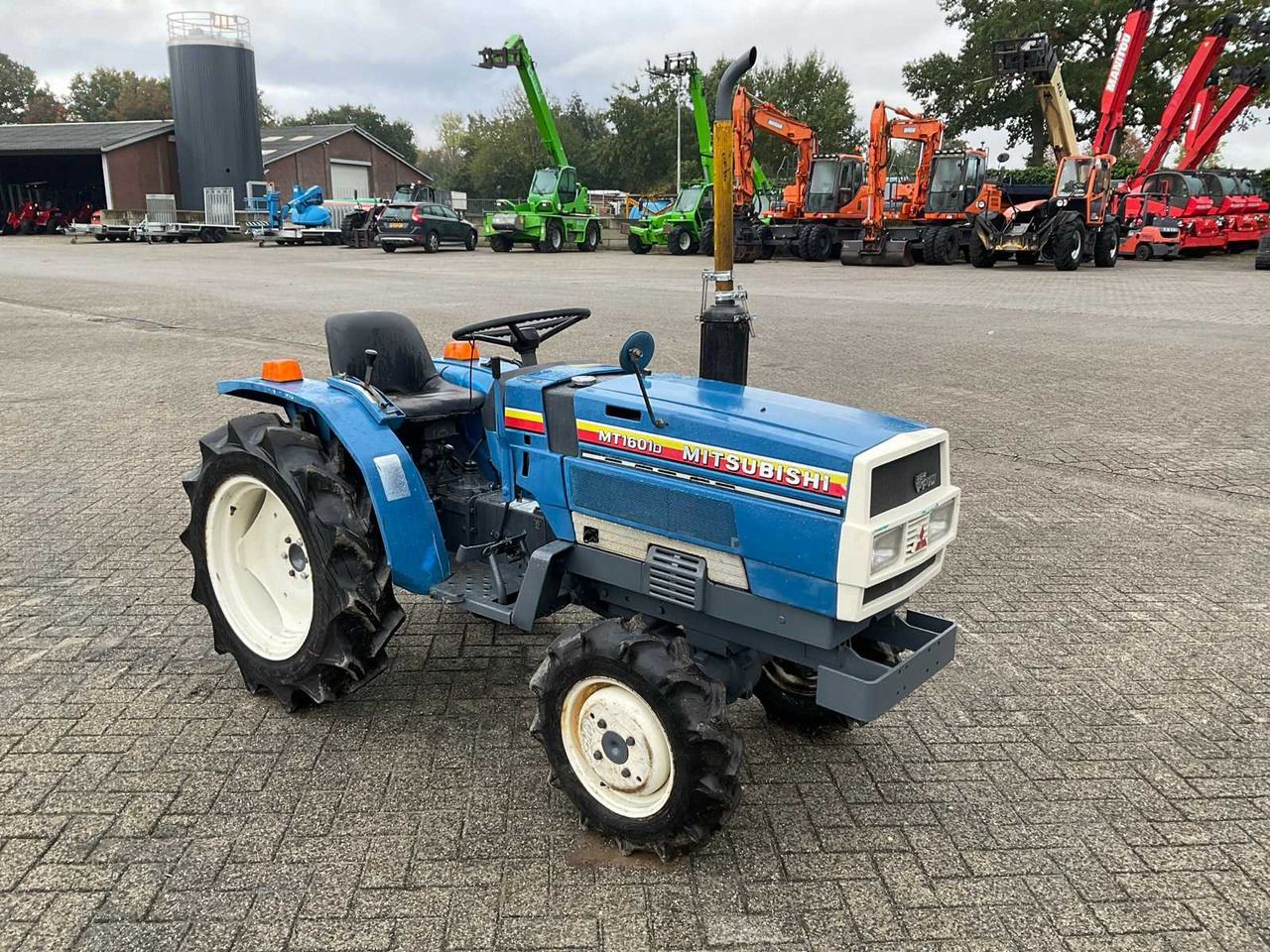 Mitsubishi MT1601D - Mali traktor: slika 4 Mitsubishi MT1601D - Mali traktor: slika 4
