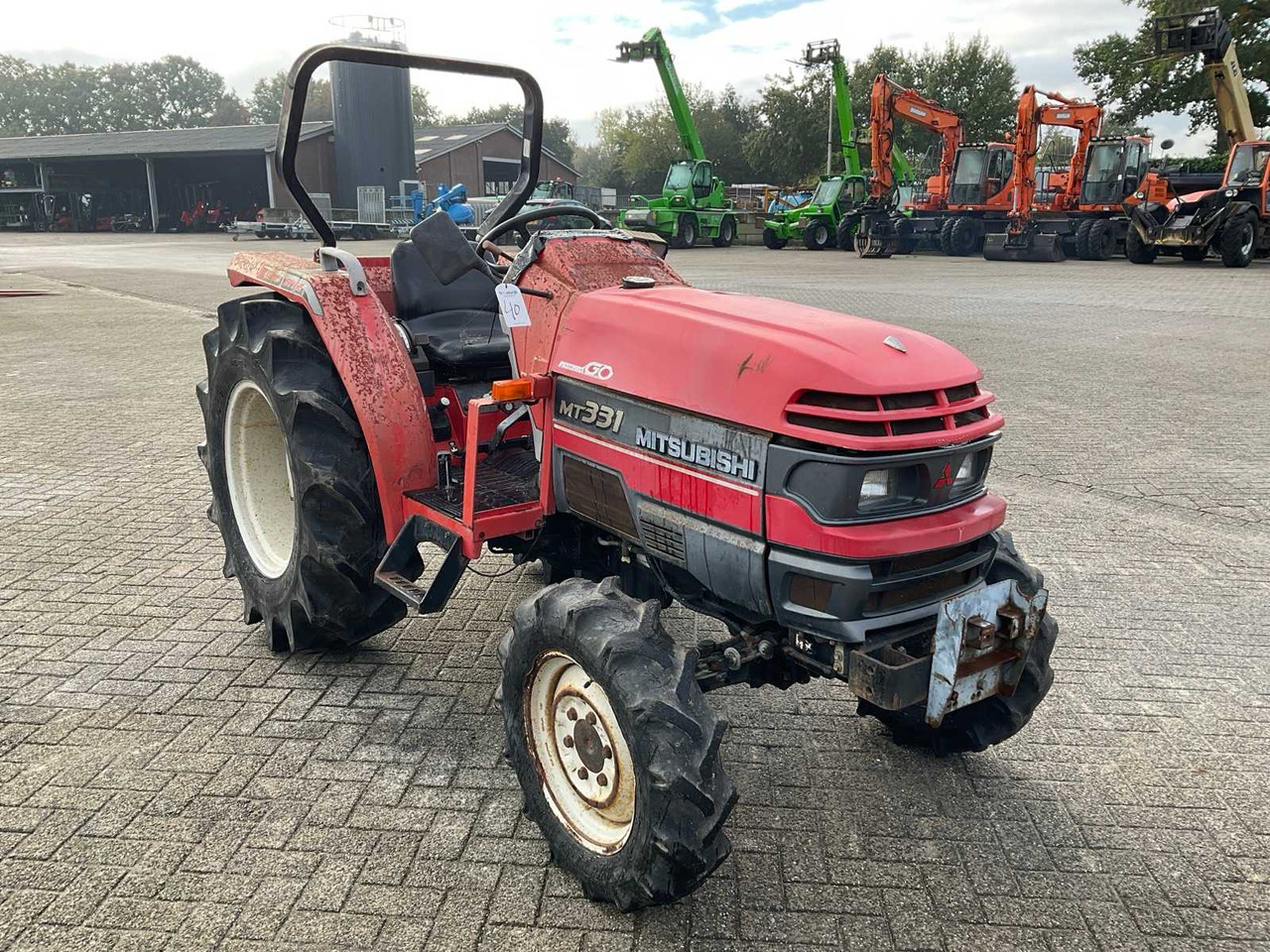 Mitsubishi MT331 - Mali traktor: slika 4 Mitsubishi MT331 - Mali traktor: slika 4