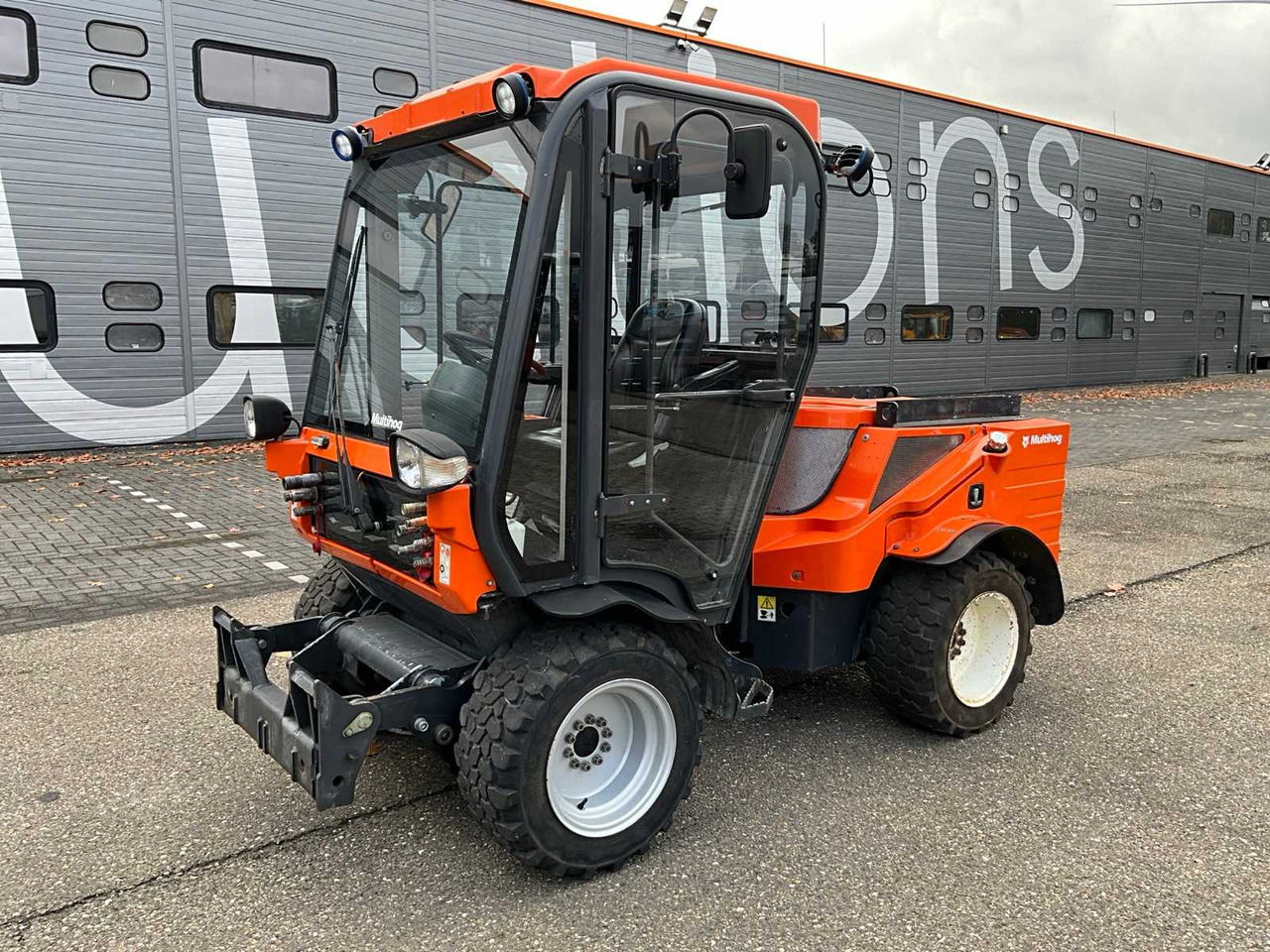 Multihog MH90 - Traktor: slika 1 Multihog MH90 - Traktor: slika 1