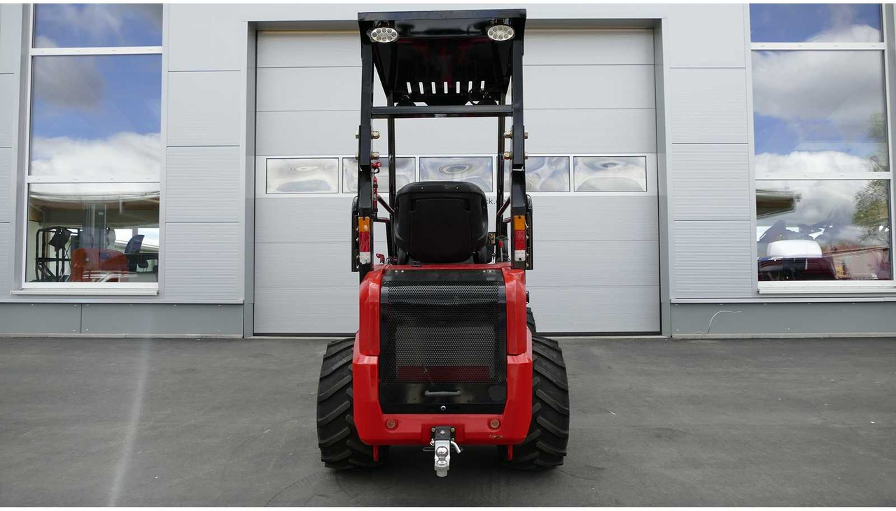 N-Eco 180E - Utovarivač točkaš: slika 4 N-Eco 180E - Utovarivač točkaš: slika 4