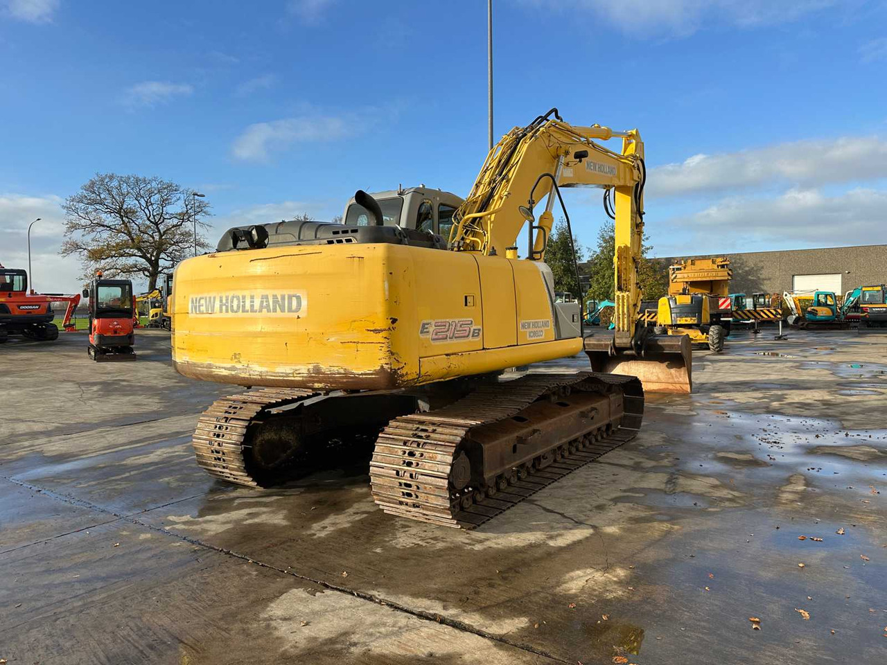 NEW HOLLAND - 2008 - E215B - CRAWLER EXCAVATOR - Bager: slika 4 NEW HOLLAND - 2008 - E215B - CRAWLER EXCAVATOR - Bager: slika 4