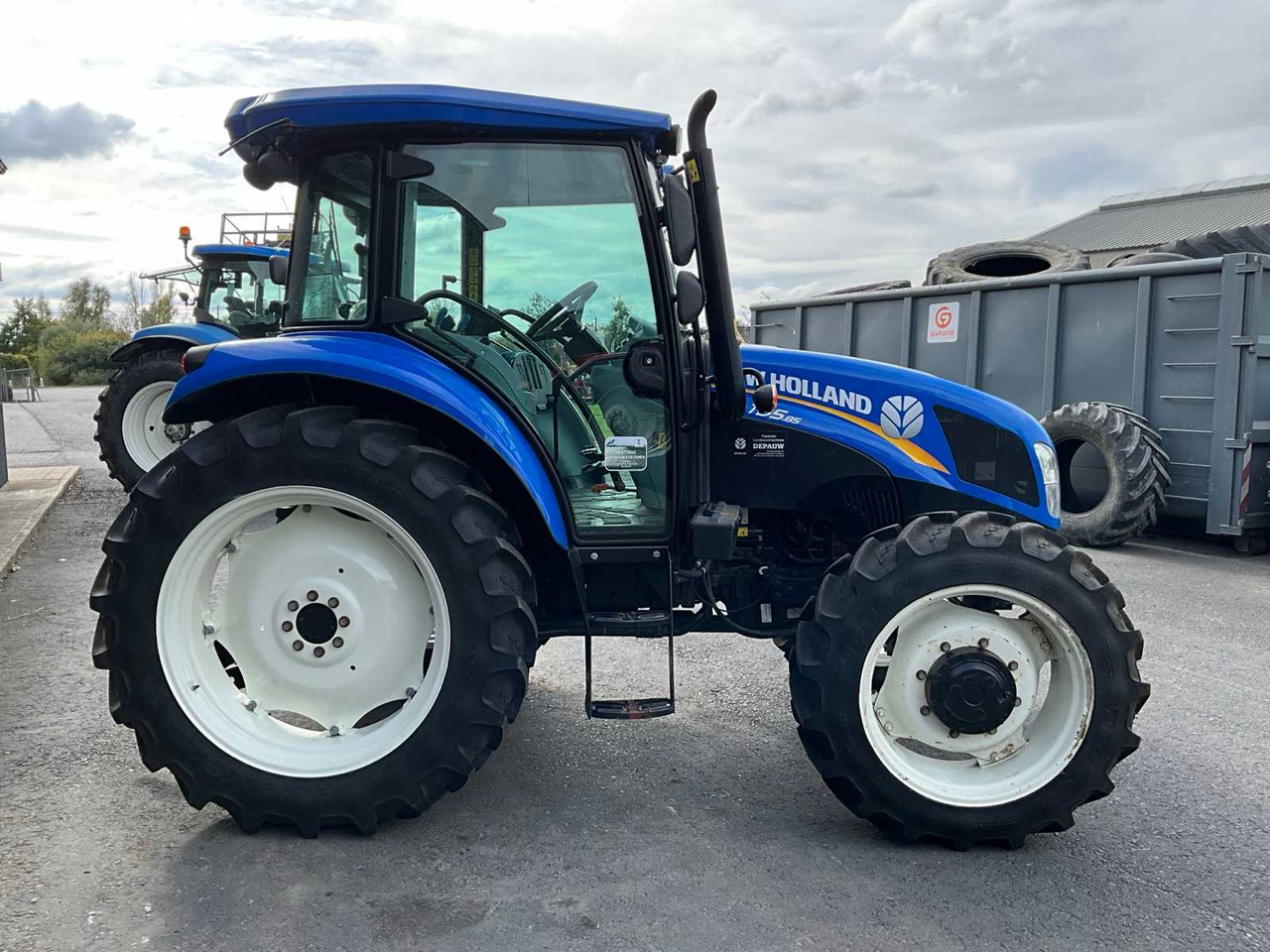 New Holland TD5.85 - Traktor: slika 4 New Holland TD5.85 - Traktor: slika 4