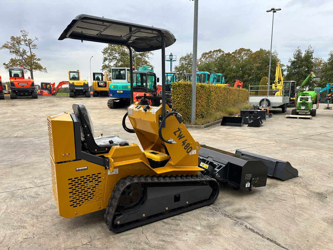 Newrick ZW480 - Mini utovarivač: slika 3 Newrick ZW480 - Mini utovarivač: slika 3