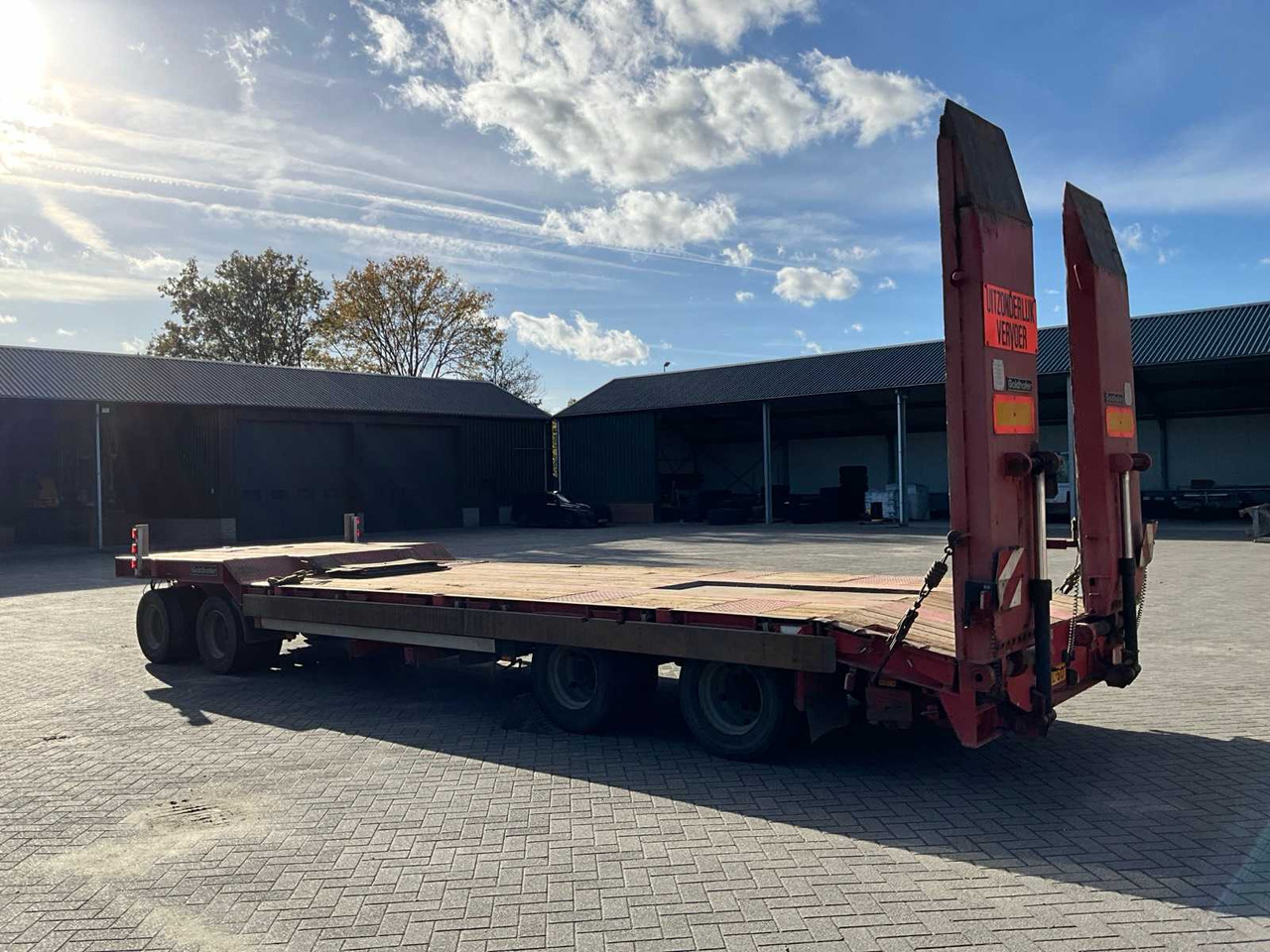 2001 GOLDHOFER TU 4 - 31/80 LOW LOADER - Poluprikolica: slika 4 2001 GOLDHOFER TU 4 - 31/80 LOW LOADER - Poluprikolica: slika 4