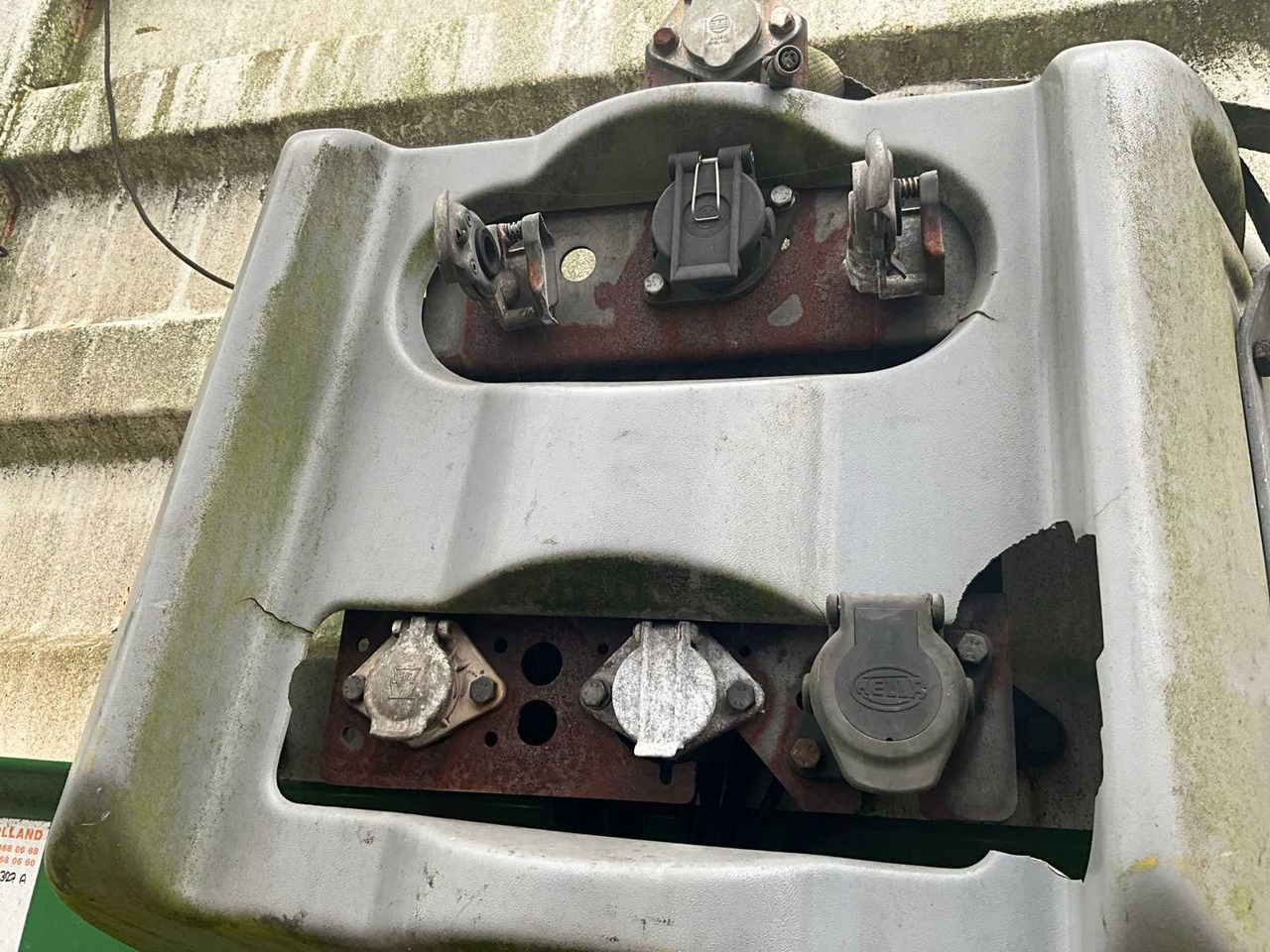 Poluprikolica GT FRUEHAUF - SLIDING TARPAULIN TRAILER - SEMI-TRAILER: slika 12 Poluprikolica GT FRUEHAUF - SLIDING TARPAULIN TRAILER - SEMI-TRAILER: slika 12