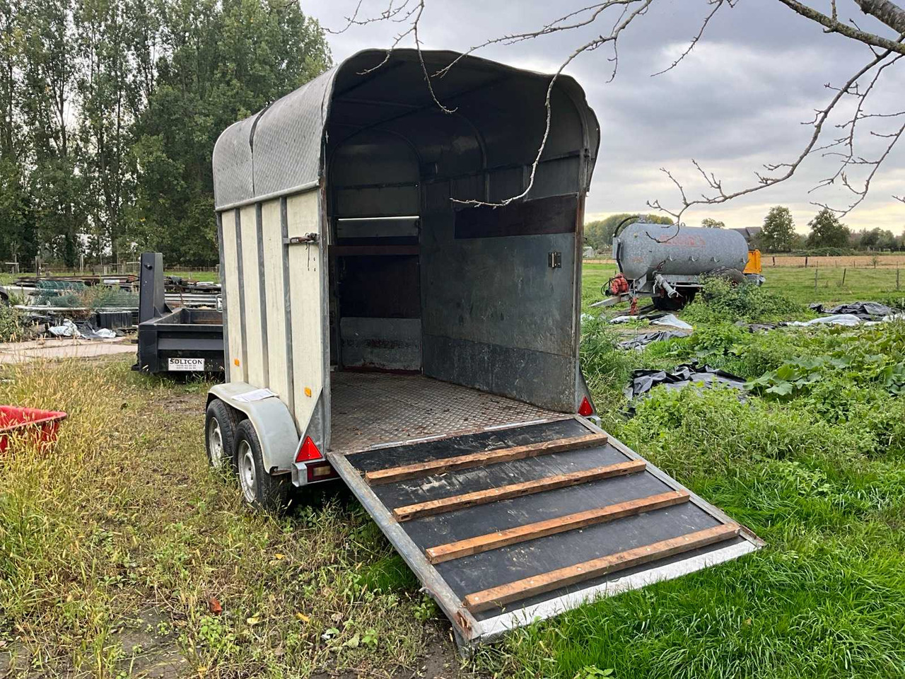 2011 JEK HORSES AND CATTLE TRAILER - Prikolica: slika 4 2011 JEK HORSES AND CATTLE TRAILER - Prikolica: slika 4