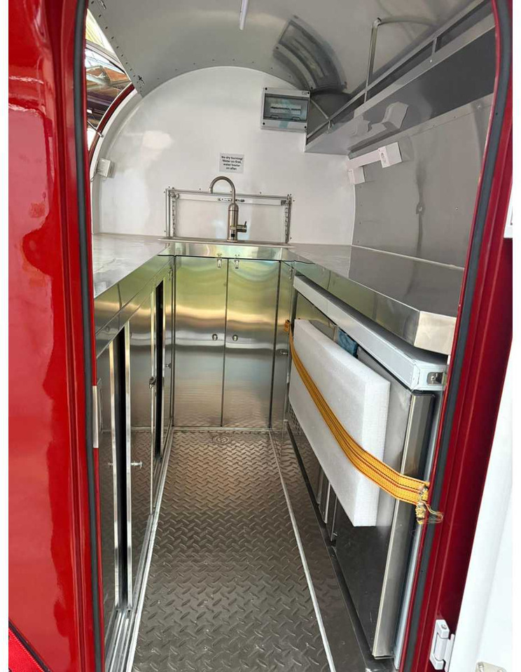2025 FOOD TRAILER RED 220CM - MTM 750KG - Prikolica: slika 4 2025 FOOD TRAILER RED 220CM - MTM 750KG - Prikolica: slika 4