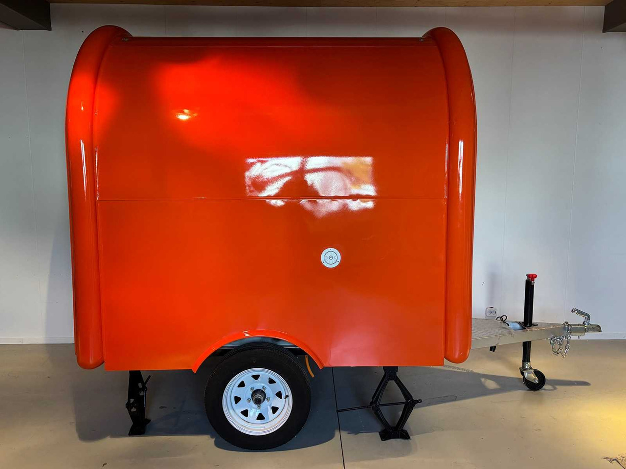 ROUNDTOP - FOOD TRUCK - 2025 - Prikolica: slika 4 ROUNDTOP - FOOD TRUCK - 2025 - Prikolica: slika 4