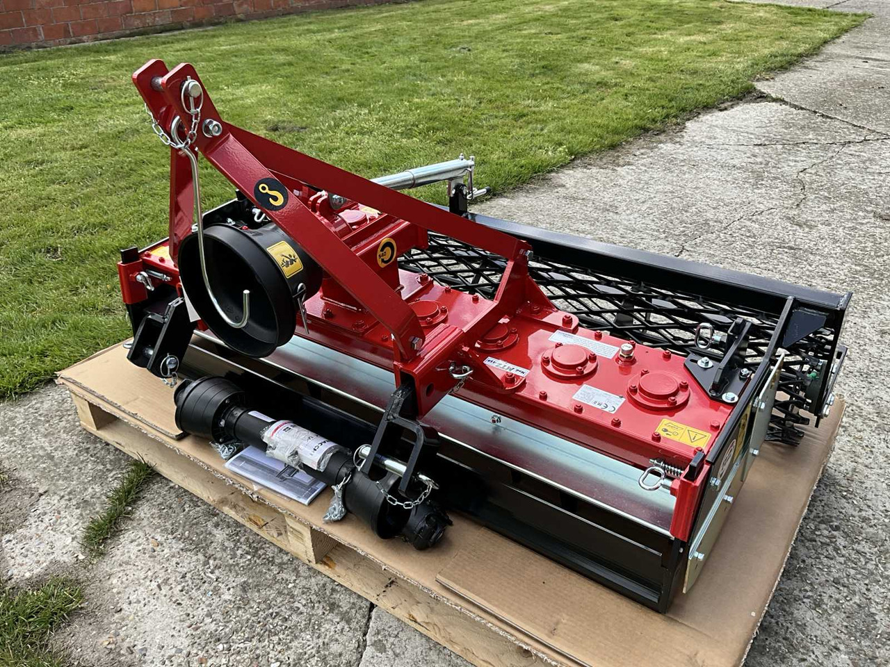 R2-Rinaldi MTZ150 - Roto drljača: slika 1 R2-Rinaldi MTZ150 - Roto drljača: slika 1