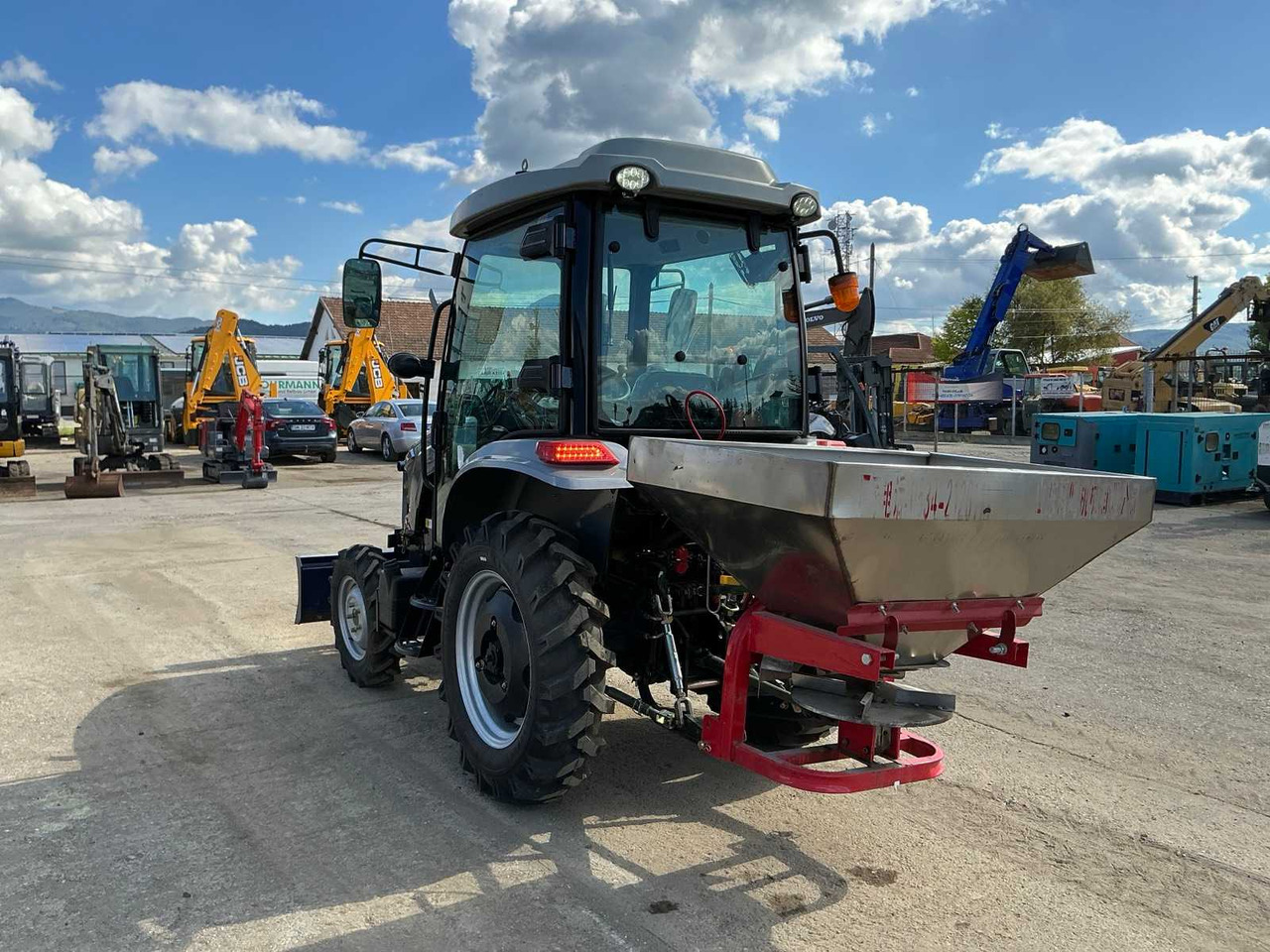 SAILLONG Scout XT 404 - Traktor: slika 3 SAILLONG Scout XT 404 - Traktor: slika 3