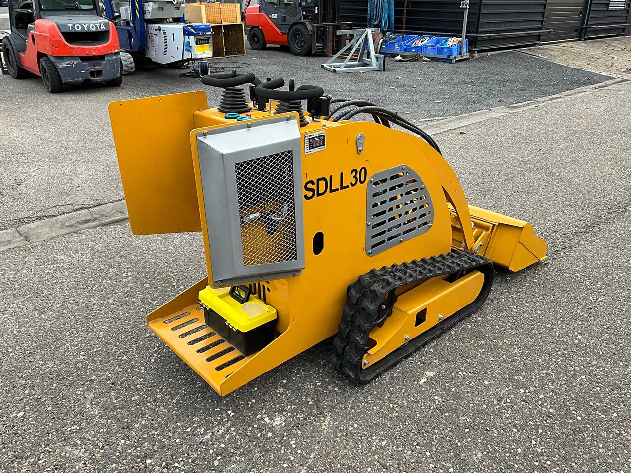Mini utovarivač SD Lanch SDLL30: slika 6