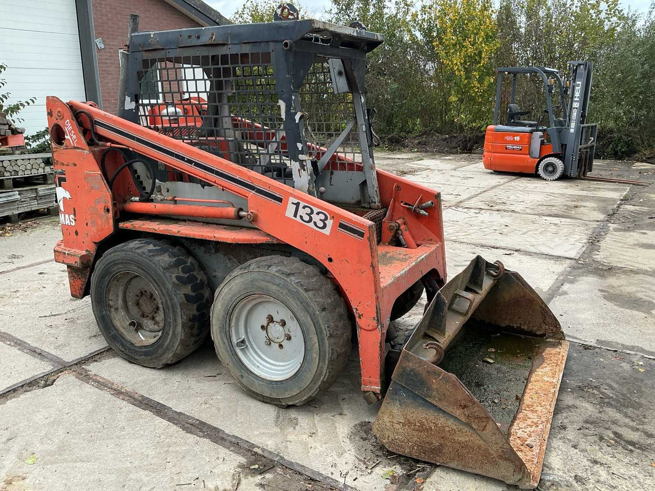 Thomas T133 - Mini utovarivač: slika 5 Thomas T133 - Mini utovarivač: slika 5