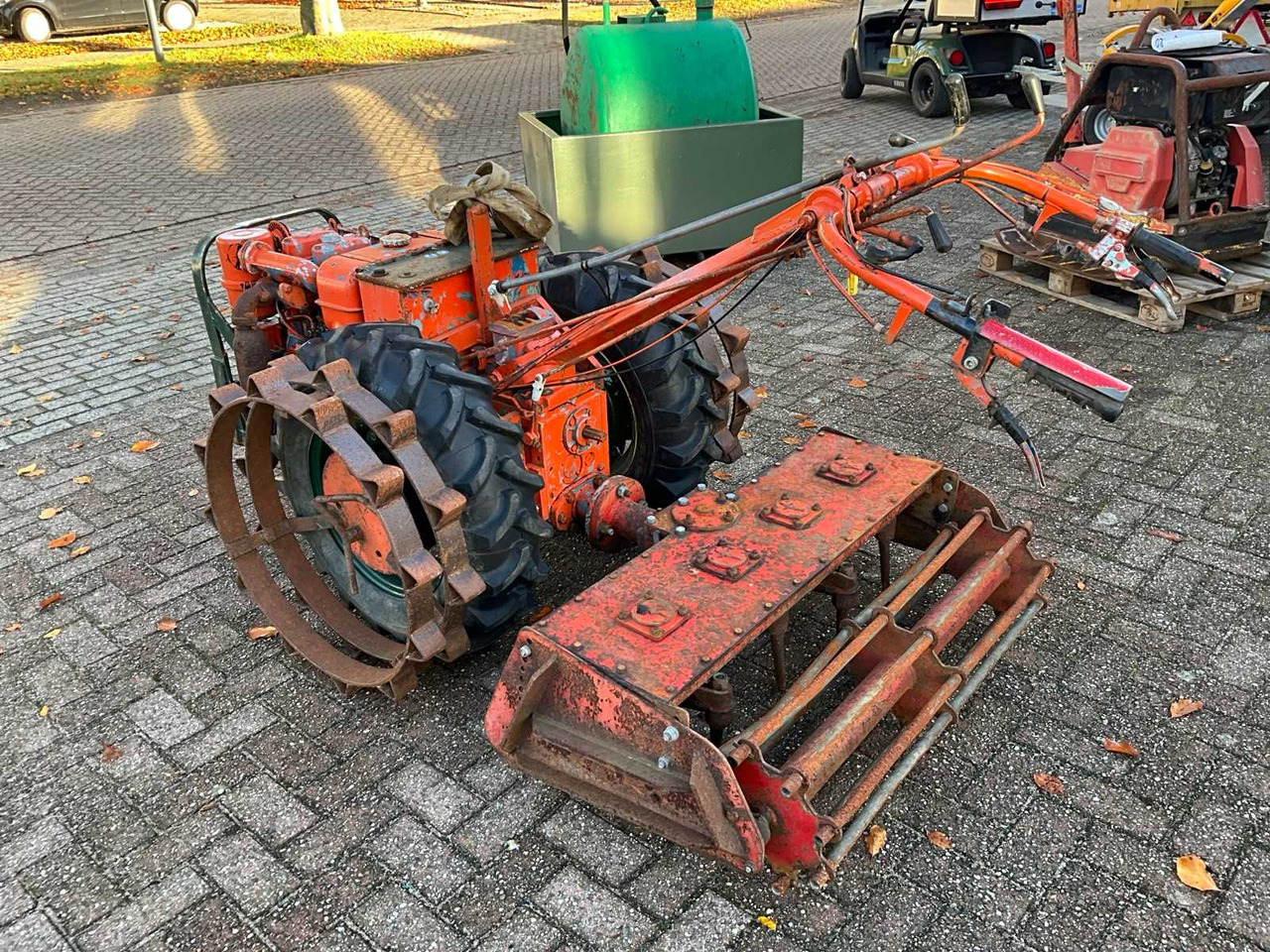 Two-wheel tractor - Traktor: slika 2 Two-wheel tractor - Traktor: slika 2