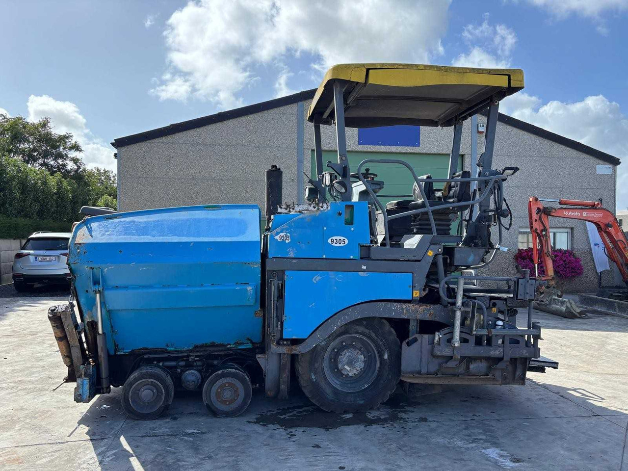 VOGELE SUPER 1303-2 - Asfaltni finišer: slika 1 VOGELE SUPER 1303-2 - Asfaltni finišer: slika 1