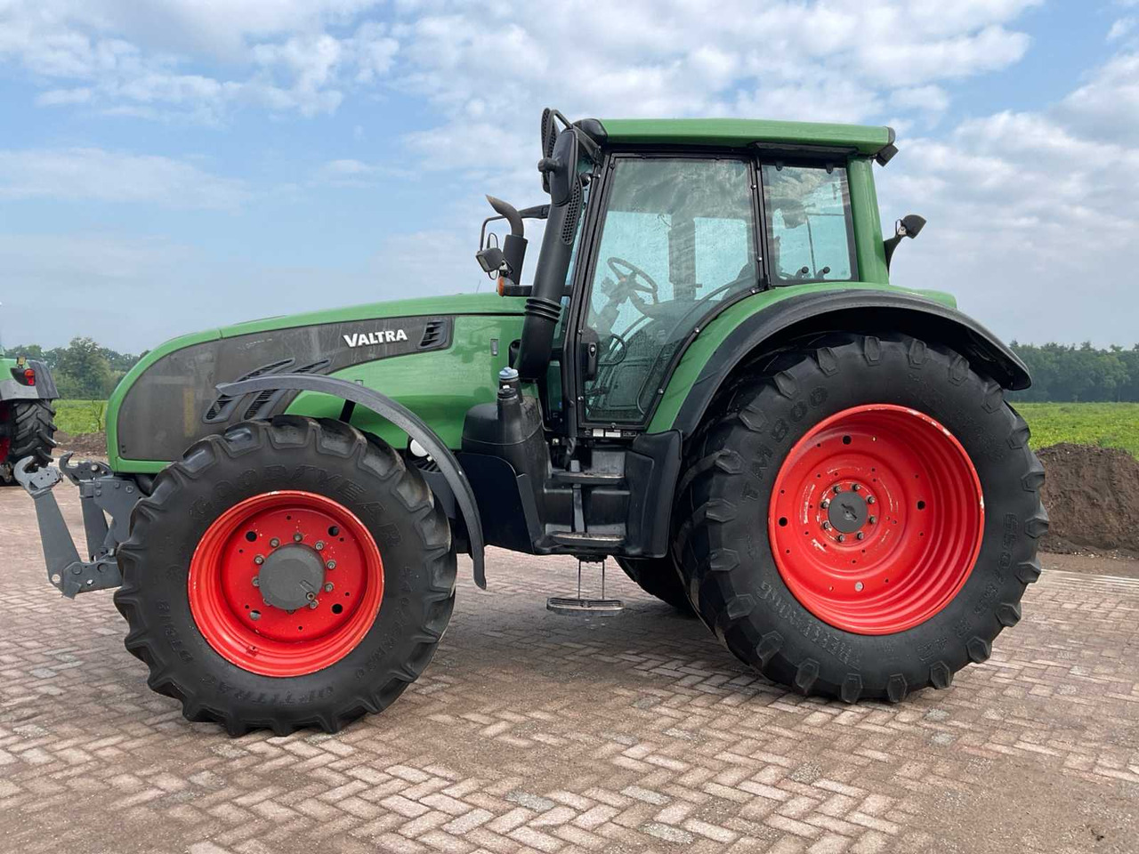 Valtra T163e - Traktor: slika 3 Valtra T163e - Traktor: slika 3