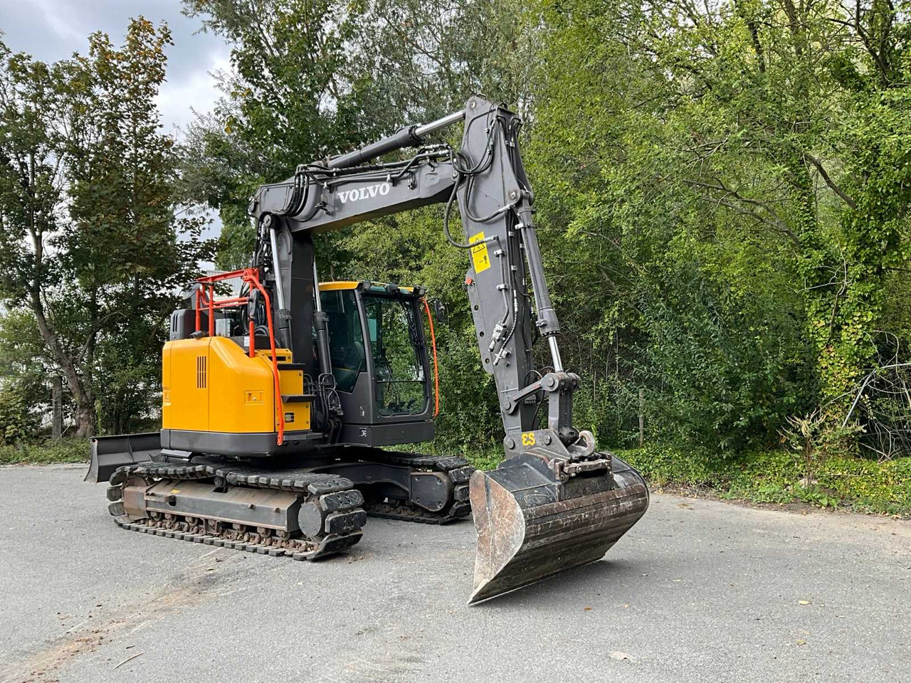 Bager guseničar Volvo ECR145EL: slika 7