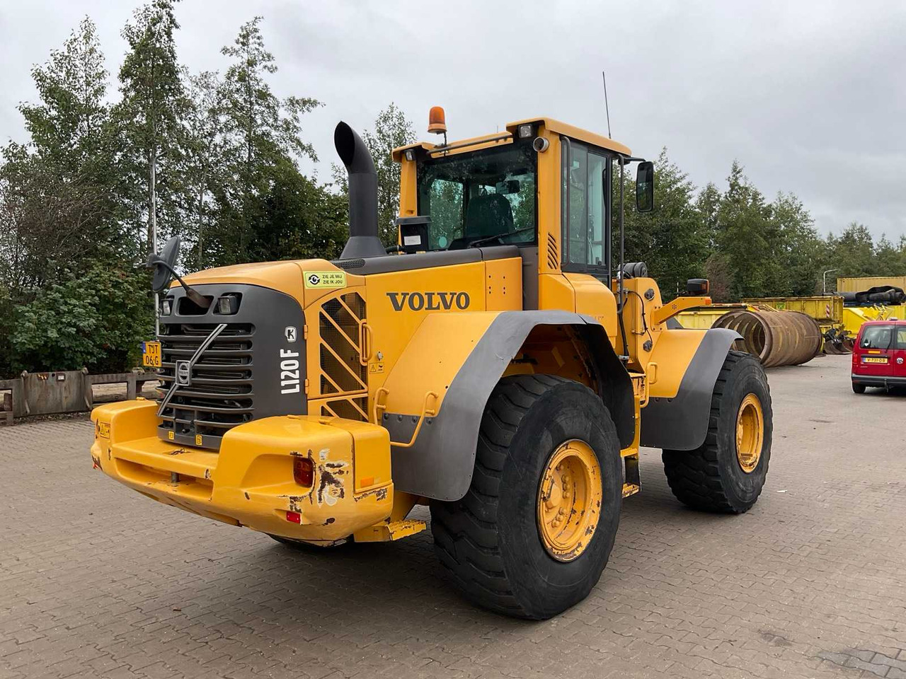 Volvo L120F - Utovarivač točkaš: slika 5 Volvo L120F - Utovarivač točkaš: slika 5