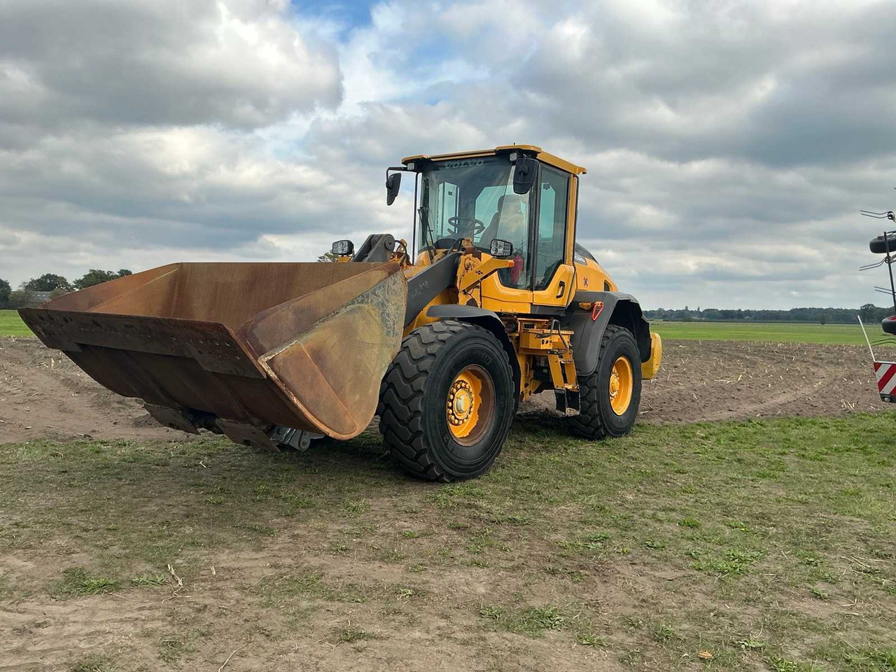 Volvo L90H - Utovarivač točkaš: slika 1 Volvo L90H - Utovarivač točkaš: slika 1