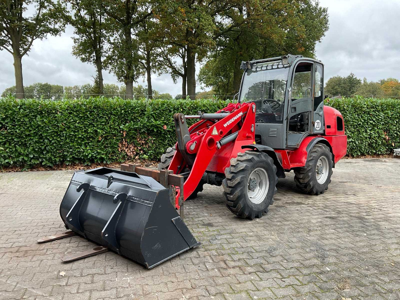 Weidemann 3070 CX - Utovarivač točkaš: slika 1 Weidemann 3070 CX - Utovarivač točkaš: slika 1