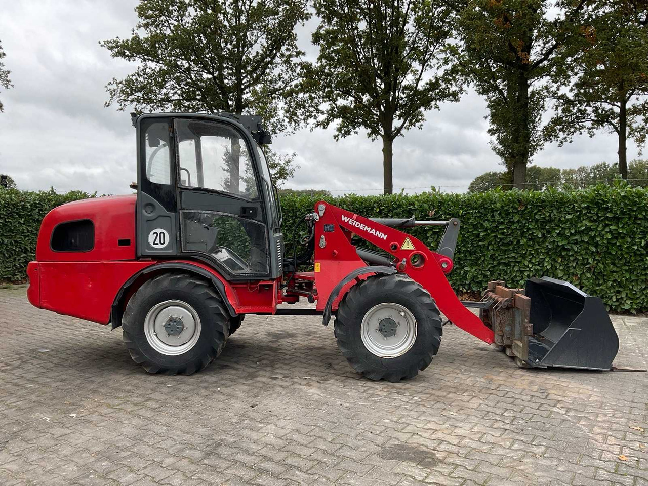 Weidemann 3070 CX - Utovarivač točkaš: slika 5 Weidemann 3070 CX - Utovarivač točkaš: slika 5