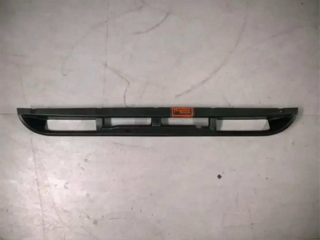 DAF Bumpergrille XF106 - Ram/ Šasija za Kamion: slika 1 DAF Bumpergrille XF106 - Ram/ Šasija za Kamion: slika 1