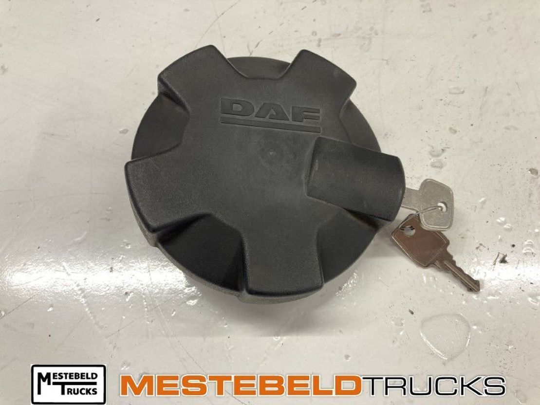 DAF Tankdop met slot  - Sistem goriva za Kamion: slika 1 DAF Tankdop met slot  - Sistem goriva za Kamion: slika 1