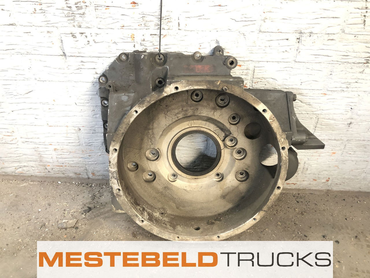 DAF Vliegwielhuis LF 45 - Motor i delovi za Kamion: slika 1 DAF Vliegwielhuis LF 45 - Motor i delovi za Kamion: slika 1
