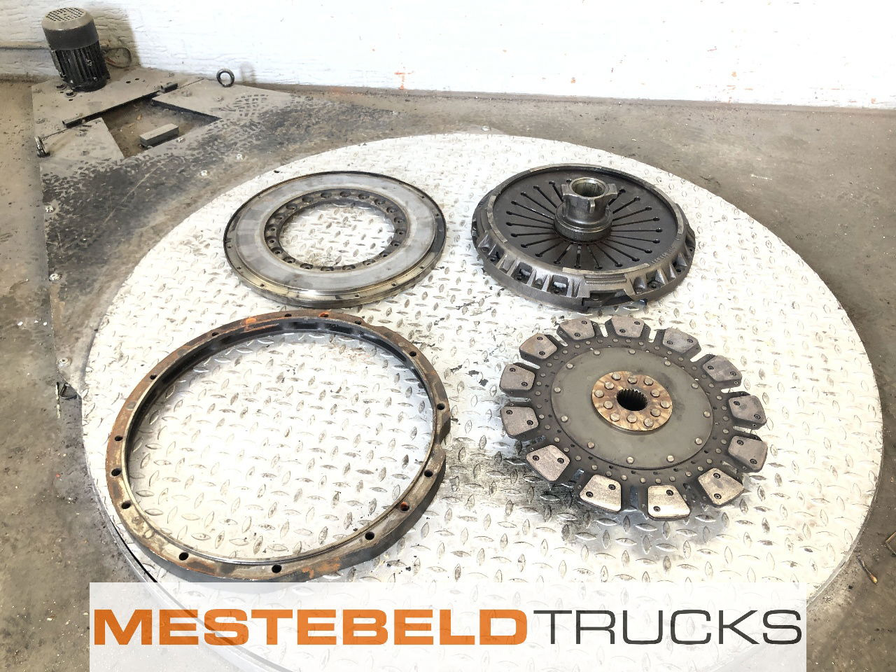 MAN Koppelingsset WSK 440 - Kvačilo i delovi za Kamion: slika 1 MAN Koppelingsset WSK 440 - Kvačilo i delovi za Kamion: slika 1