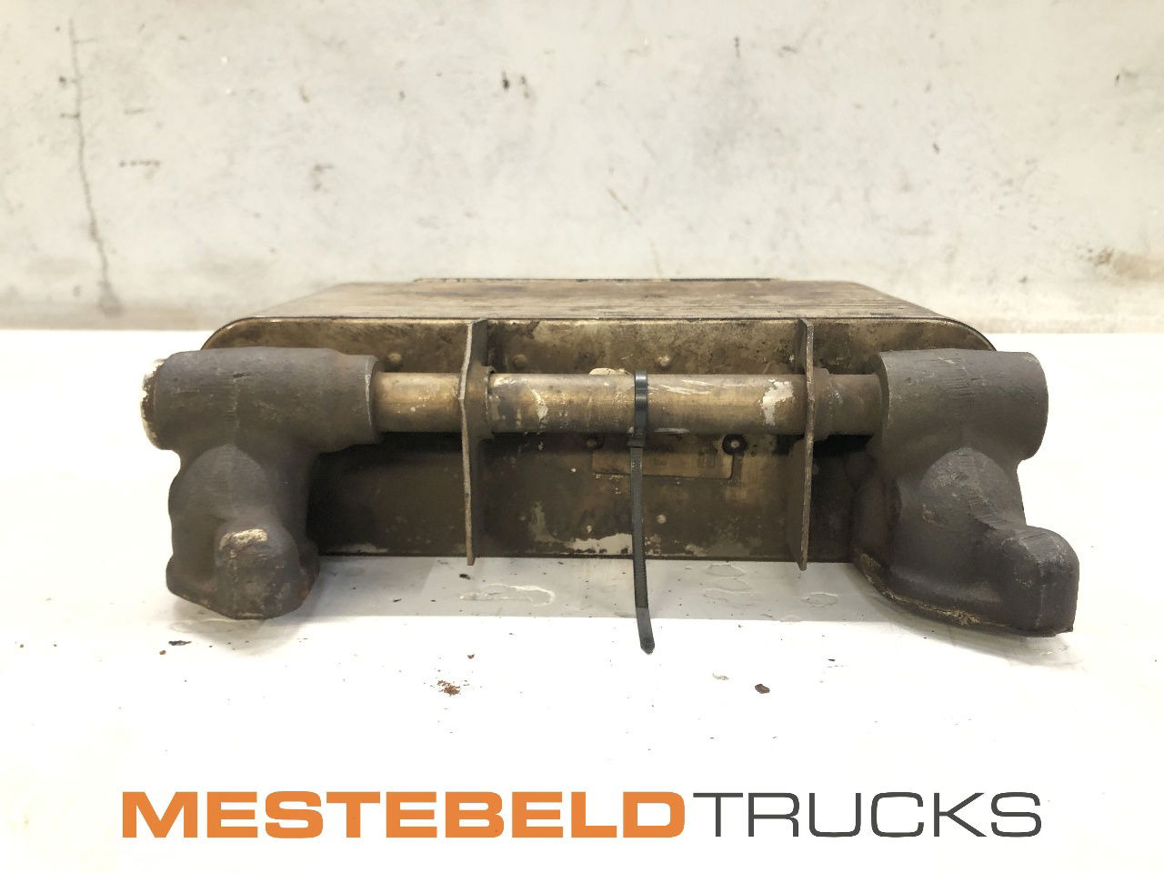 MAN Oliekoeler D2840 LF 04 - Motor za Kamion: slika 5 MAN Oliekoeler D2840 LF 04 - Motor za Kamion: slika 5