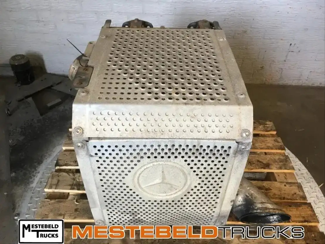 Mercedes-Benz Katalysator 175 liter - Izduvni sistem za Kamion: slika 1 Mercedes-Benz Katalysator 175 liter - Izduvni sistem za Kamion: slika 1