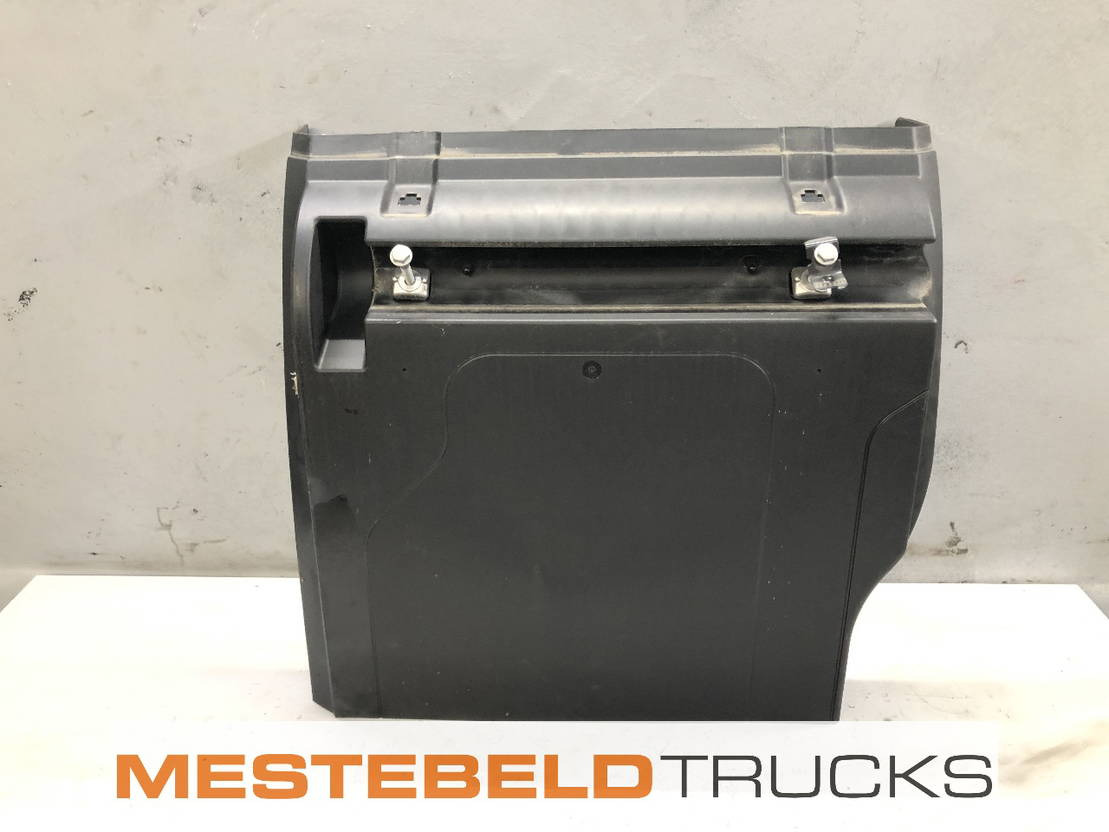 Mercedes-Benz Spatbord achteras rechtsvoor - Ram/ Šasija za Kamion: slika 1 Mercedes-Benz Spatbord achteras rechtsvoor - Ram/ Šasija za Kamion: slika 1