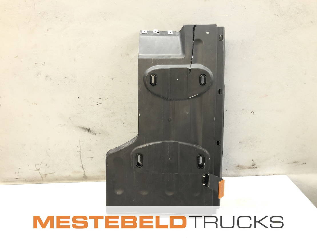 Mercedes-Benz Spatbord rechts - Ram/ Šasija za Kamion: slika 1 Mercedes-Benz Spatbord rechts - Ram/ Šasija za Kamion: slika 1