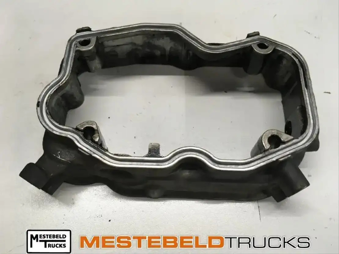 Scania Kleppenmantel - Motor i delovi za Kamion: slika 1 Scania Kleppenmantel - Motor i delovi za Kamion: slika 1