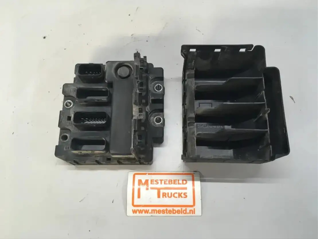 Scania R egeleenheid ECU SMS - Električni sistem za Kamion: slika 1 Scania R egeleenheid ECU SMS - Električni sistem za Kamion: slika 1